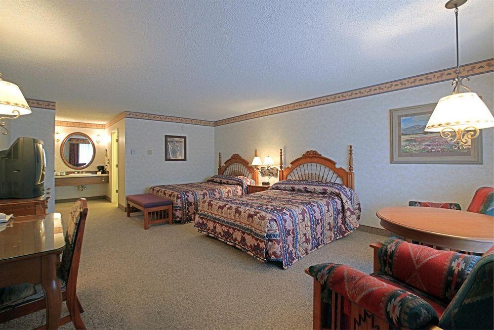 Gold Country Inn And Casino By Red Lion Hotels Элко Номер фото